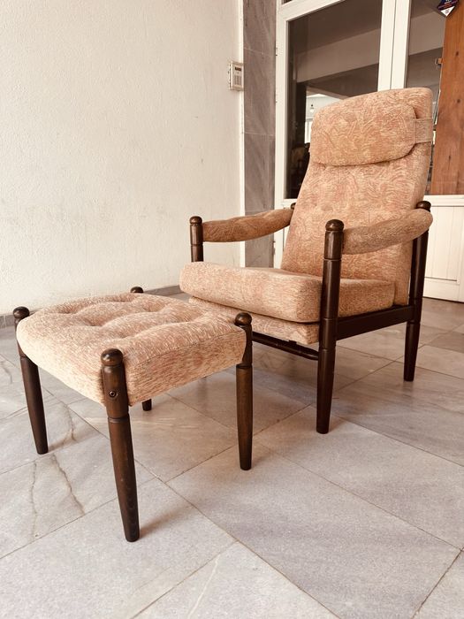 Шведско винтидж кресло с табуретка – Scandinavian Design, масивно дърво