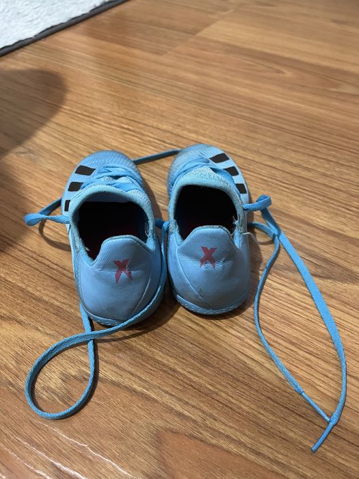 Футбольные бутсы adidas оригинал