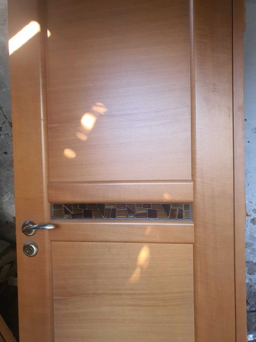 Продам деревянные Двери