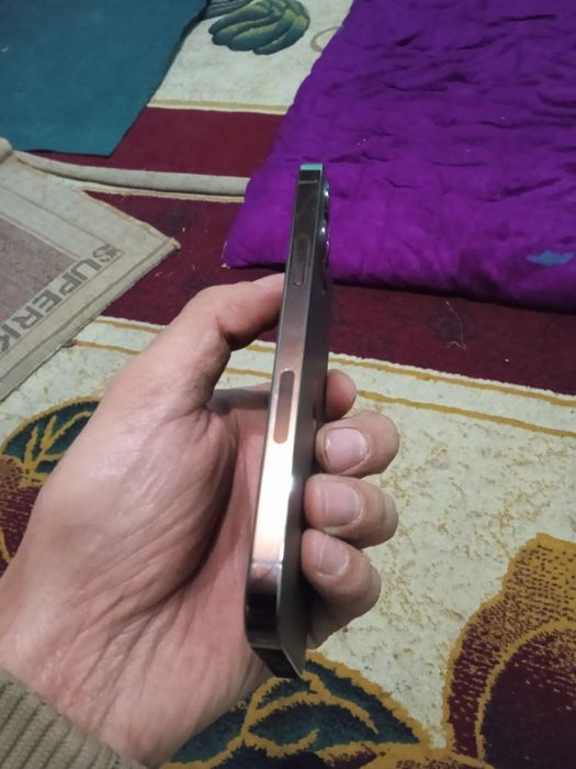 Iphone 12 pro idealni