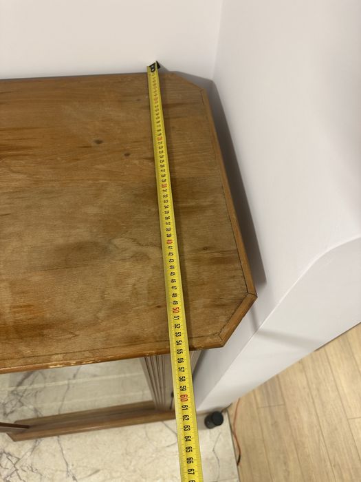 Витрина / секция / шкаф от масив и стъкло