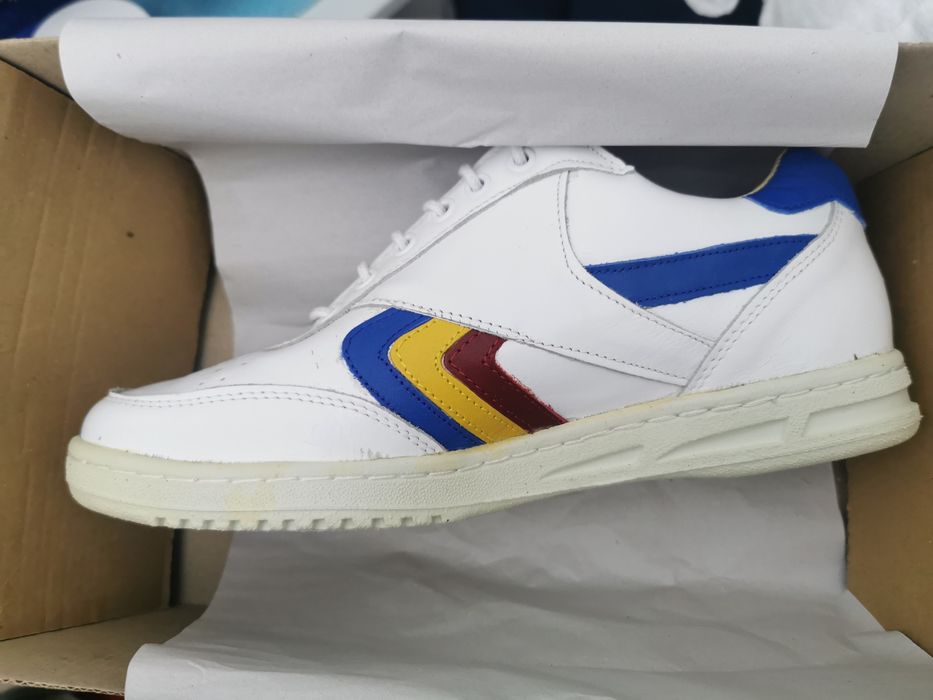 Încălțăminte piele