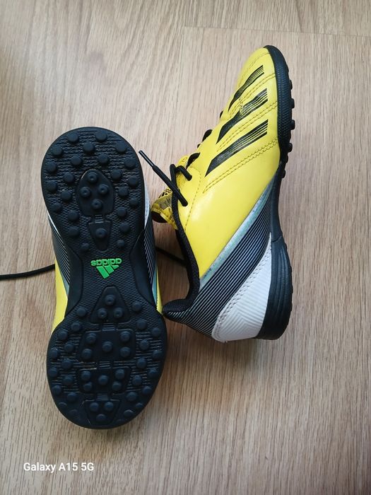 Детски стоножки адидас