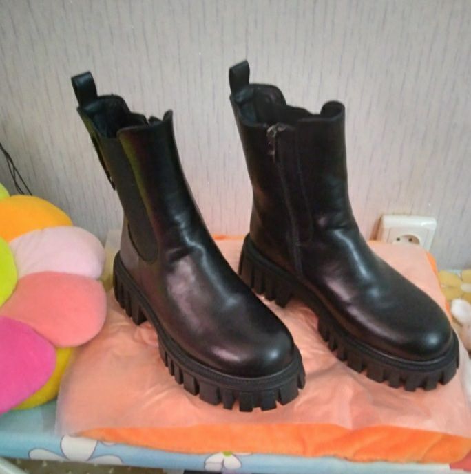 Басаношка  тапочки и сопоги челси р.  40-41 п/р Туркия 2 штуки