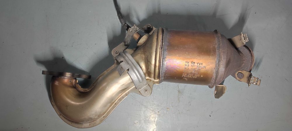 Catalizator volkswagen vw golf 6 variant 1.4 TSI CAXA cod 1K0131701DE