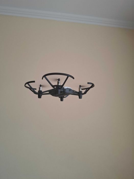 DJI Tello Drone, Model: TLW004 / Дрон / Квадрокоптер