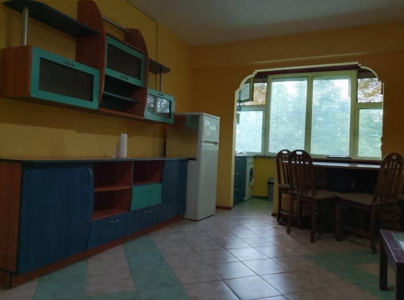 Дава се под наем Тристаен апартамент в София, Люлин 7 - 64 кв.м за 500 € - Снимка #2