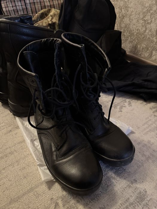 зимние и летние берцы