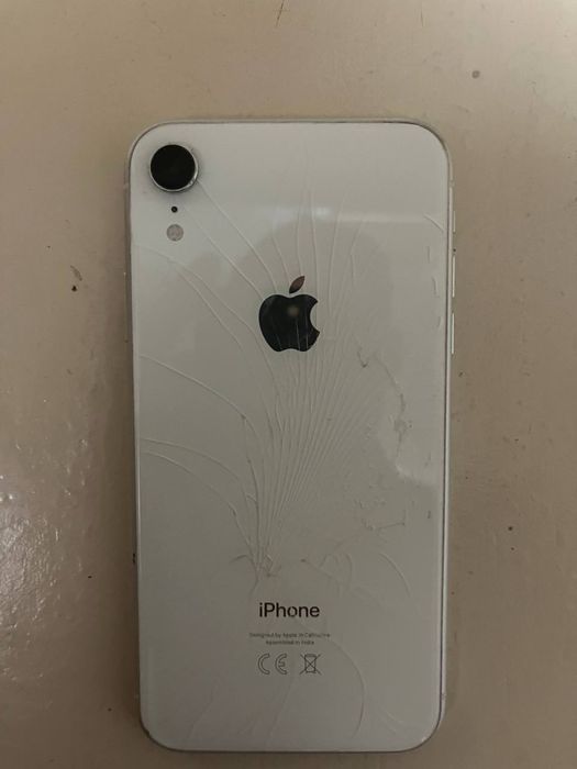 Продам Iphone Xr