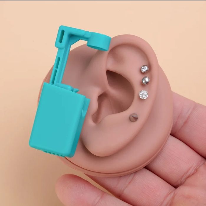 Kit piercing-uri buza sau ureche