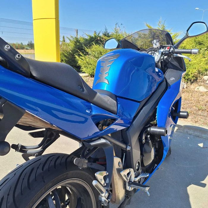 Triumph Sprint ST 1050