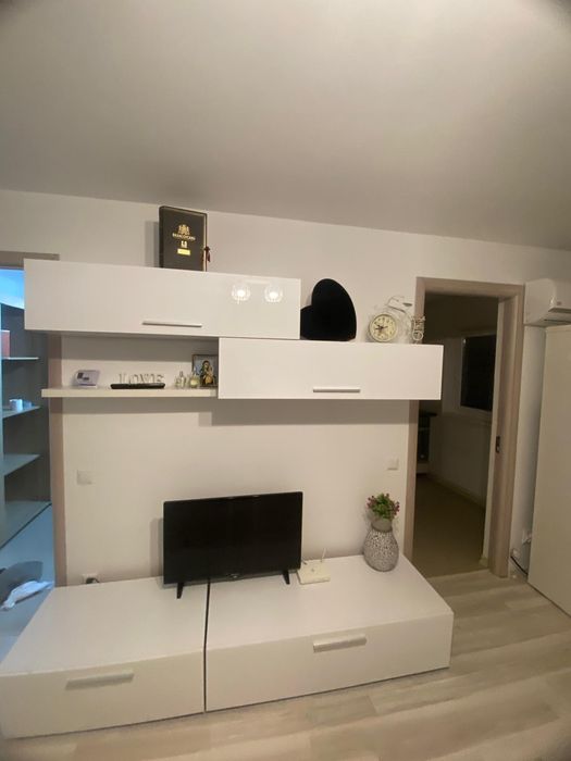 Garsoniera de închiriat