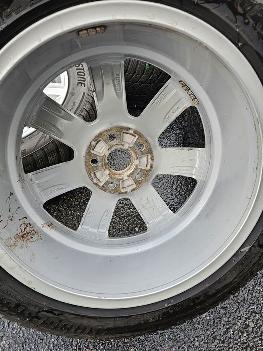 Jante originale VW r18 cu cauciucuri de iarna