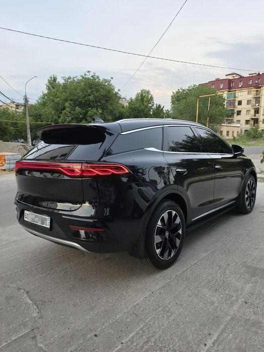 BYD TANG EV 730км Рестайлинг 7 месталик Капитанский 4 сиденя Массаж