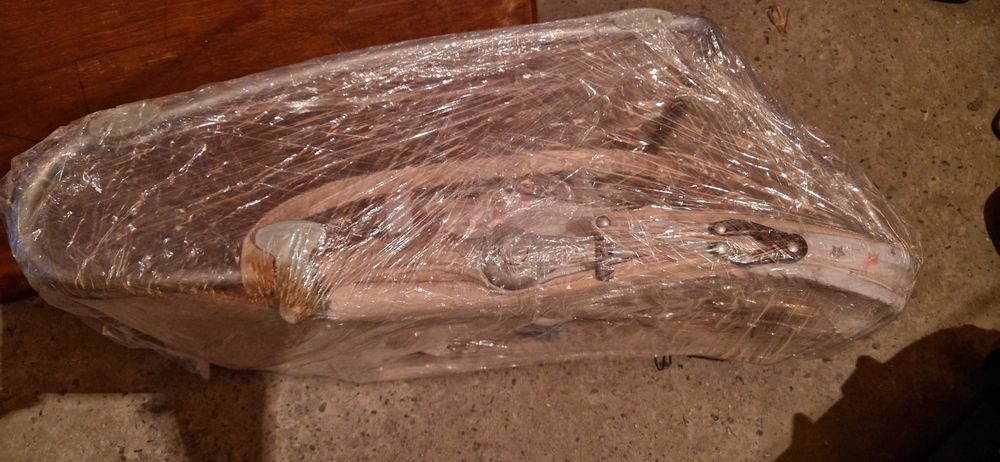 Продавам бебешки шезлонг