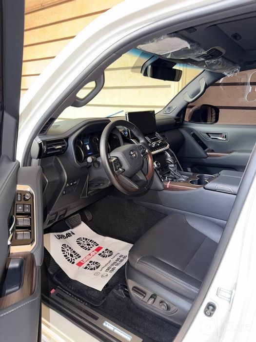 Продается Land Cruiser 300