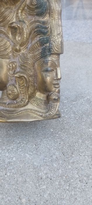 Statuie din Bronz, Detalii în fotografii