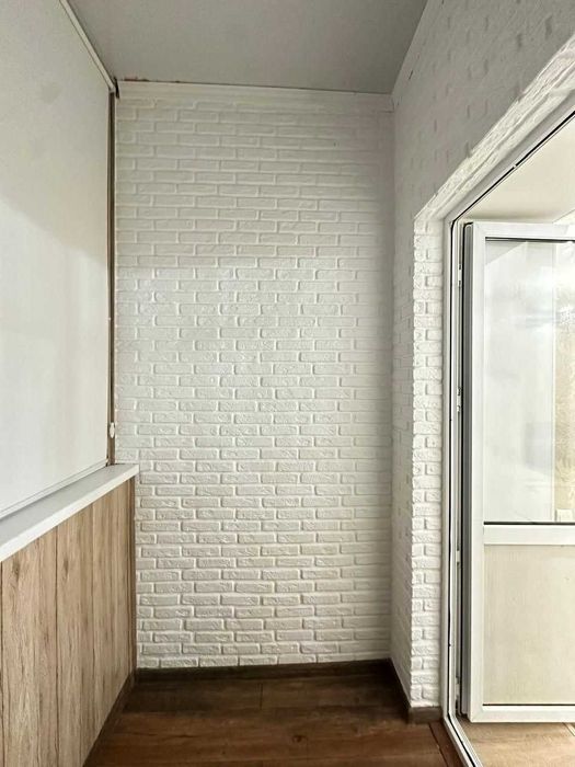 продам 2 комнатную на Шанхае