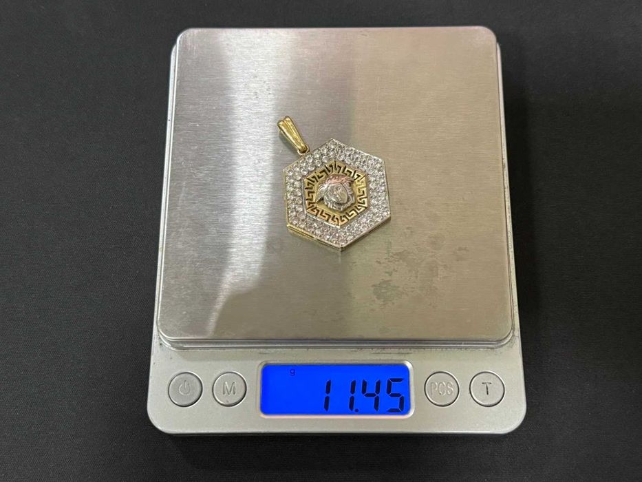 Златна висулка / медальон Versace - 14К(11.45гр)