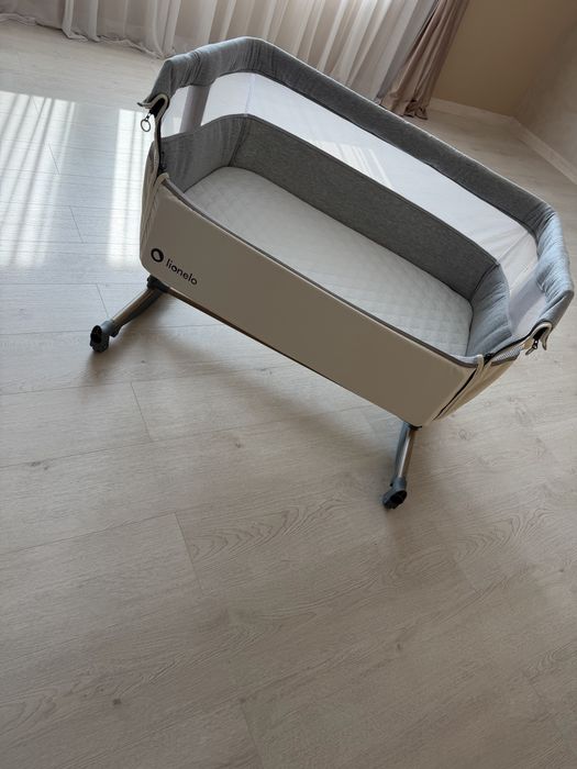 Co-sleeper Lionelo Leonie