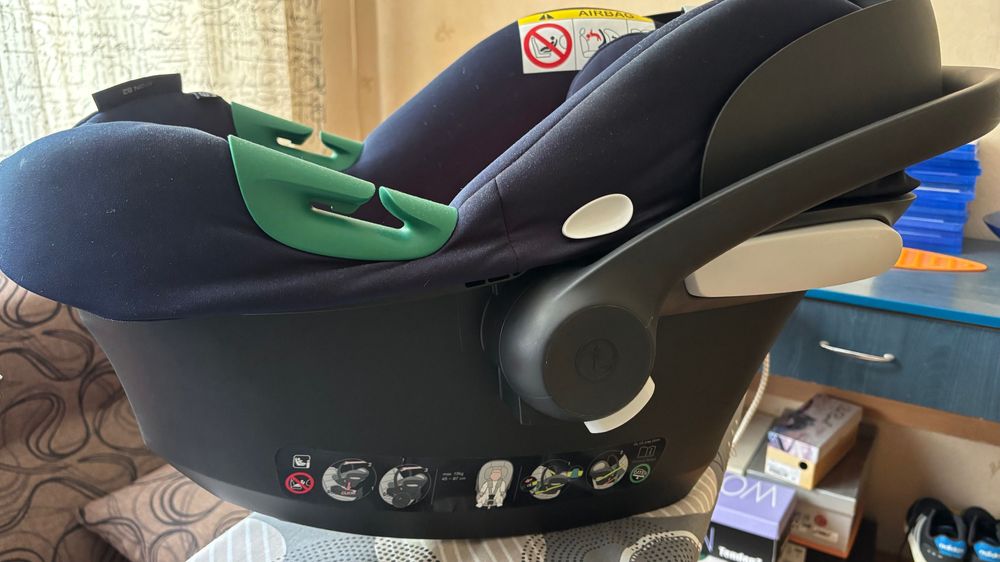 Стол кошница за кола CYBEX Aton B2 с гаранция и кашон