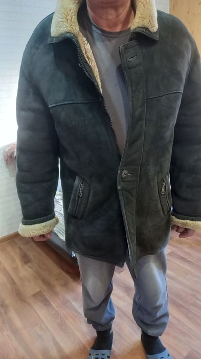 Отдам даром  дублёнку.