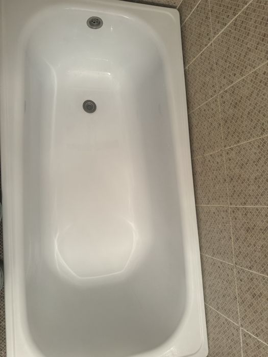 Ванна 1.50 м  ақ түсті жақсы күйде