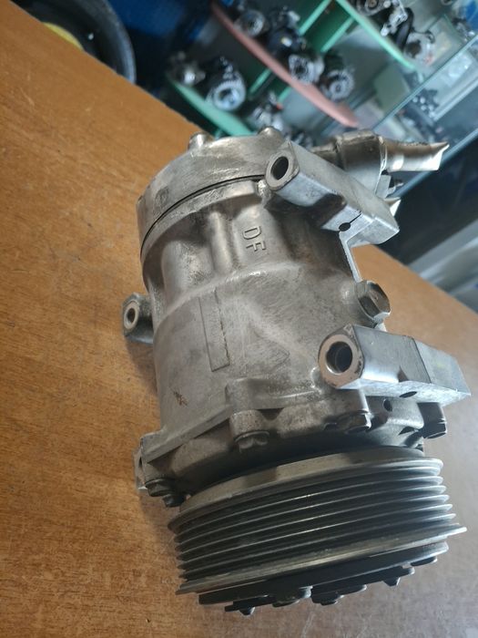 Compresor aer condiționat Citroen Berlingo Picasso Peugeot Partner  1.6 hdi