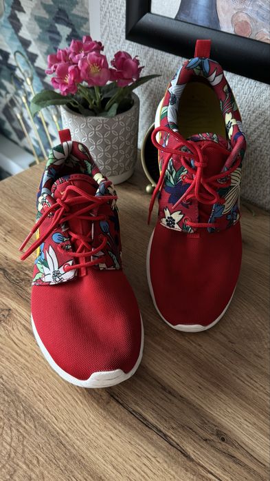 Дамски маратонки Nike номер 40