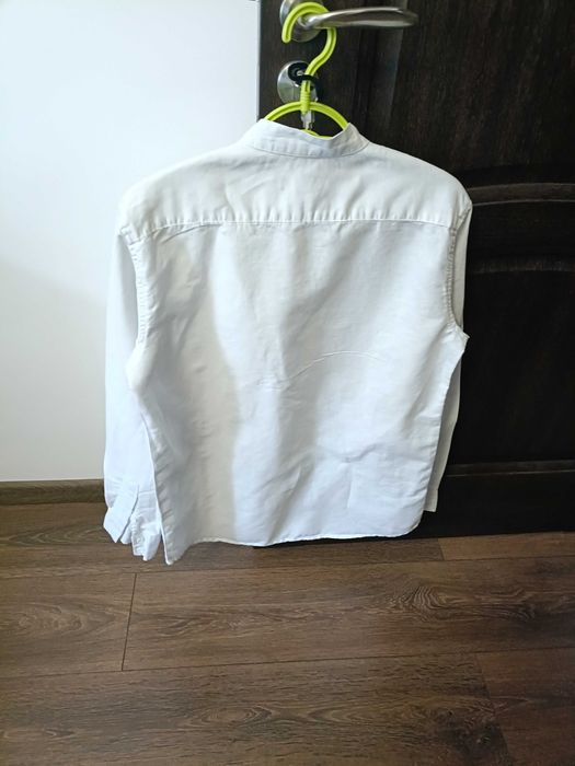 Vând tunica alba bărbați din in