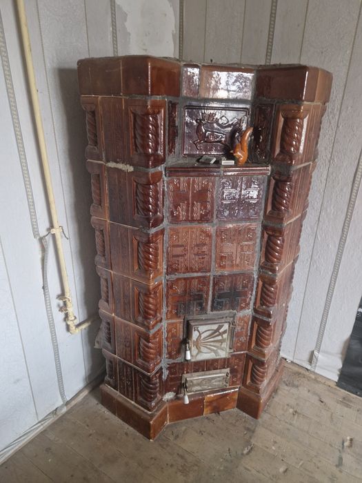 Soba de teracotă funcțională si pe gaz