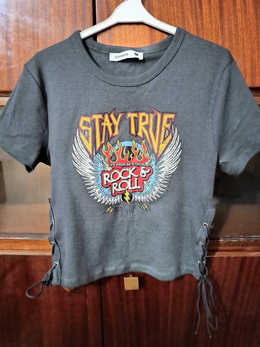 Дамски къса тениска