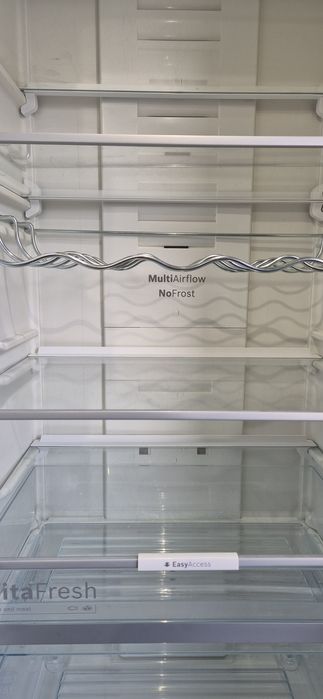 Хладилник с фризер "Bosch" NoFrost,355л.