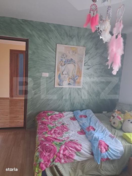 Casa de vanzare, 500 mp, zona Sendreni
