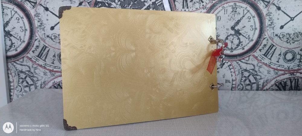 Ръчно изработен албум-Моите 9 месеца