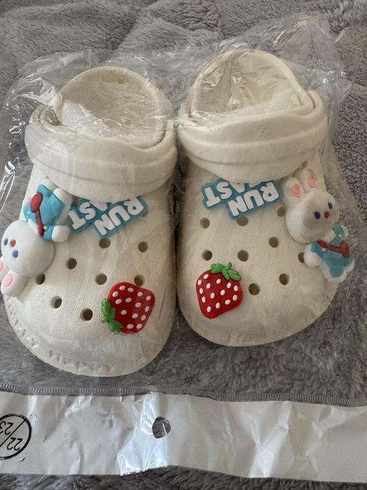 Бебешки чехлички. По 5€…