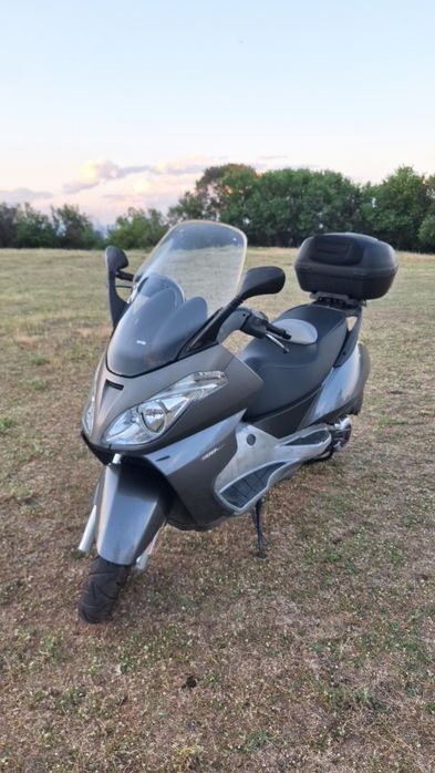 Aprilia atlantik 500