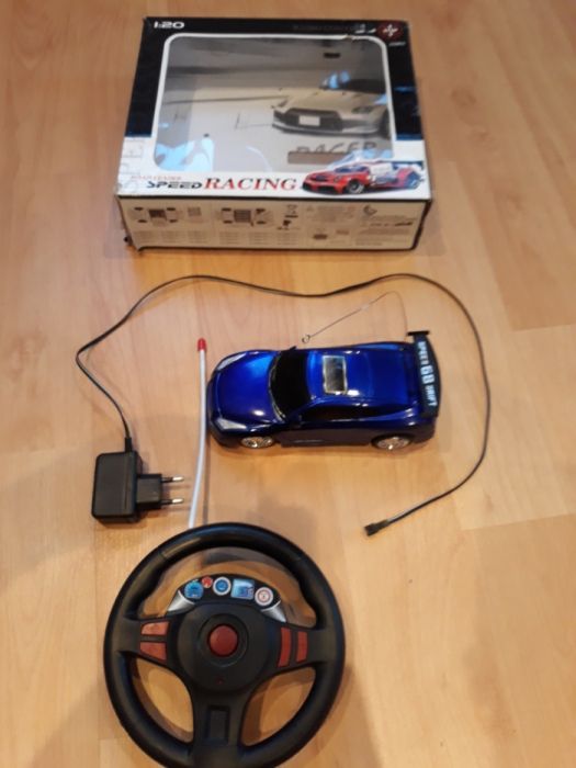 Детска количка с акумулаторни батерии