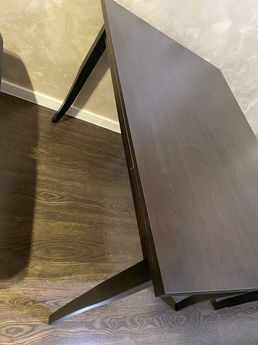 Трапезна   маса.