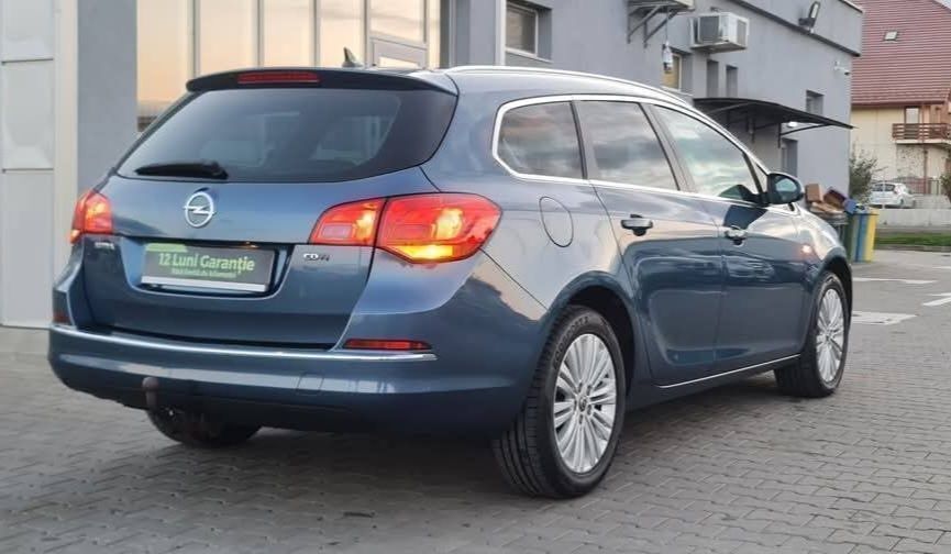 Opel Astra — fotografia 4