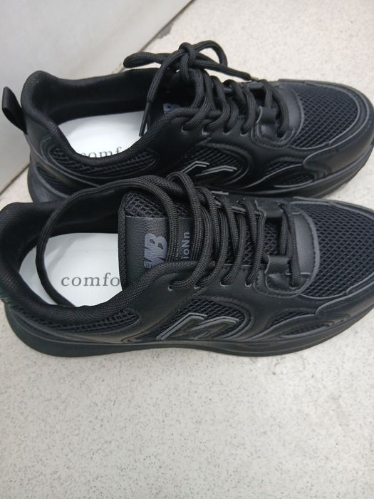 Продам кросовка 6000