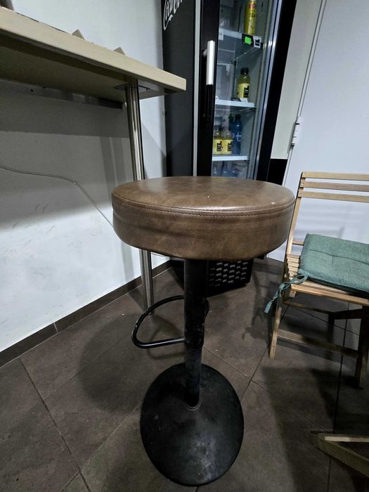 Masa si scaune terasă / scaune tip bar