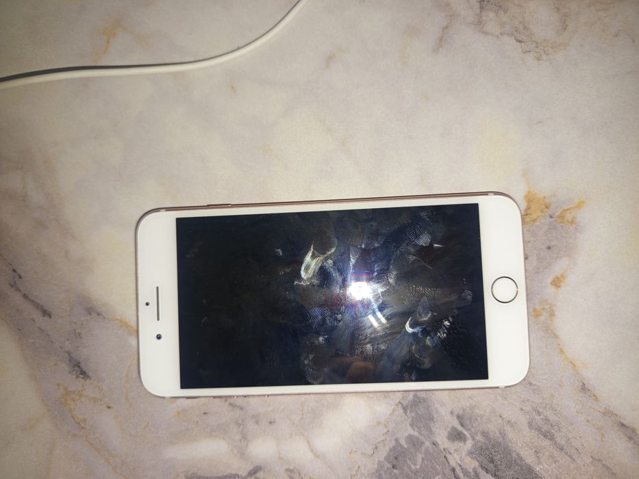 iPhone 7 plus в продаже