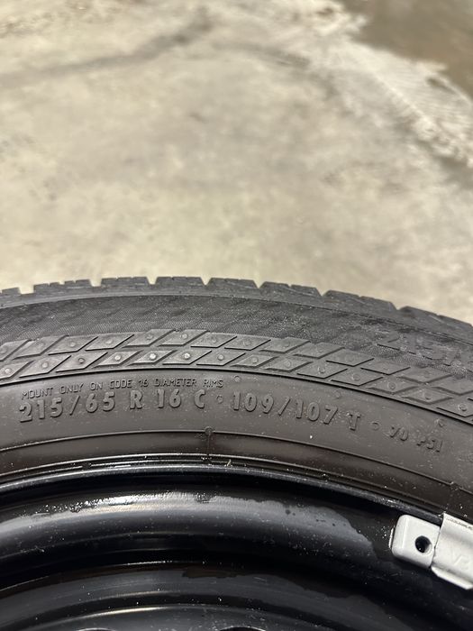 Roată rezervă 215/65 R16C Continental VanContact 4Season - Jantă 5 găuri