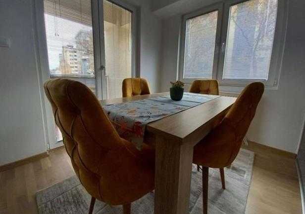 Дава се под наем Двустаен апартамент в Бургас, Славейков - 57 кв.м за 229.5 € - Снимка #1