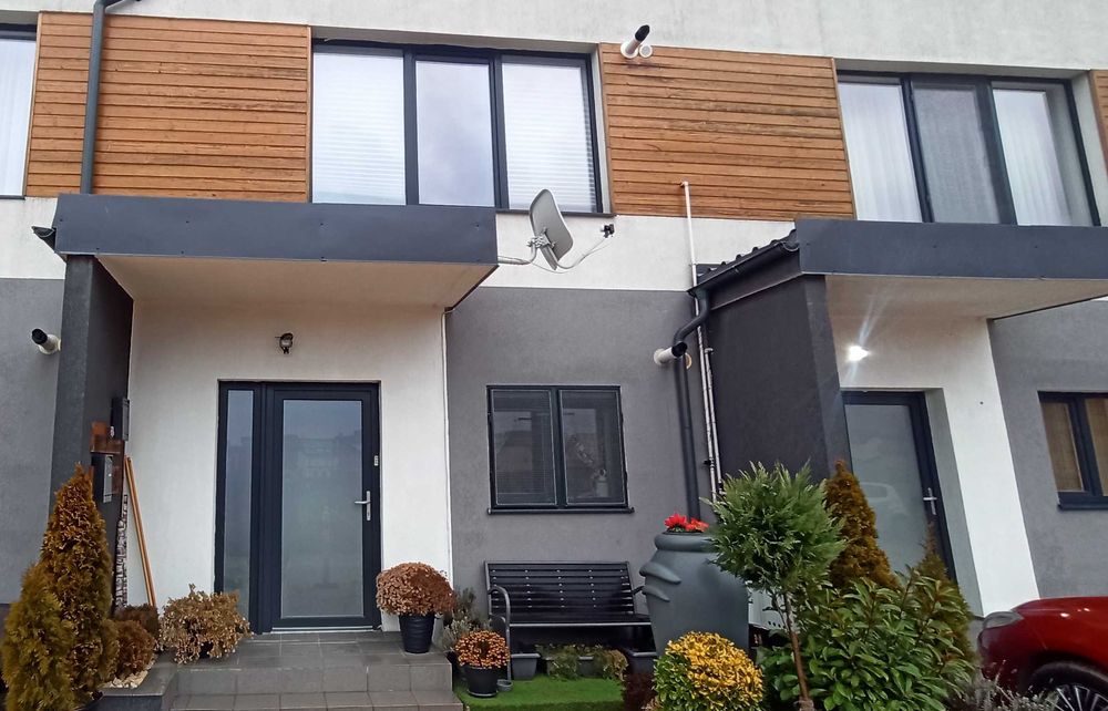 Inchiriez Apartament