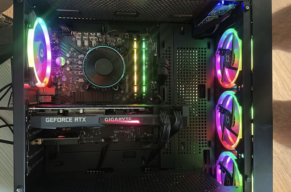 Calculator i5 12400F - RTX3070 8Gb - 16Gb DDR4 - SSD500Gb - 600w