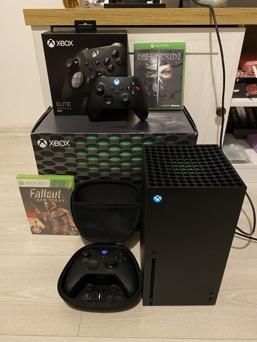 Xbox series X + геймпад elite series 2+ 2 игри