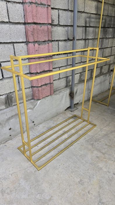 Срочно продам детские  вешалки лофт