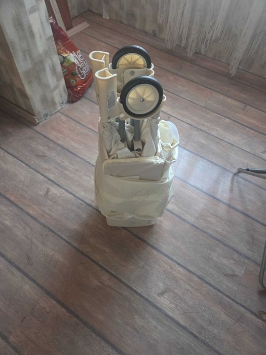 Детска сгъваема кошара Fillikid с две нива